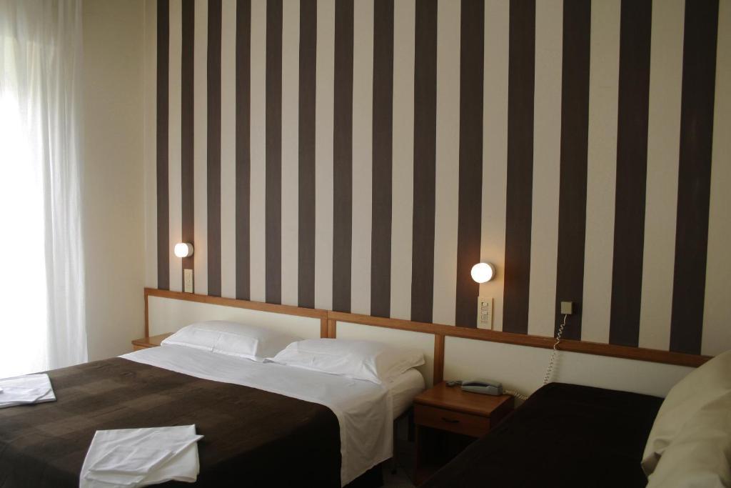 Hotel Esplanade Rimini Oda fotoğraf